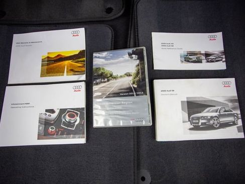 Used 2009 Audi S8 4dr Sedan image 41