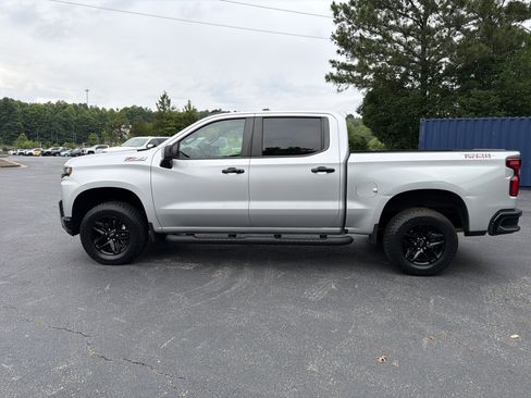 Used 2021 Chevrolet Silverado 1500 LT Trail Boss w/ Convenience Package II AWD/4WD image 8