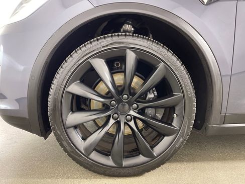 Used 2018 Tesla Model X 100D image 11