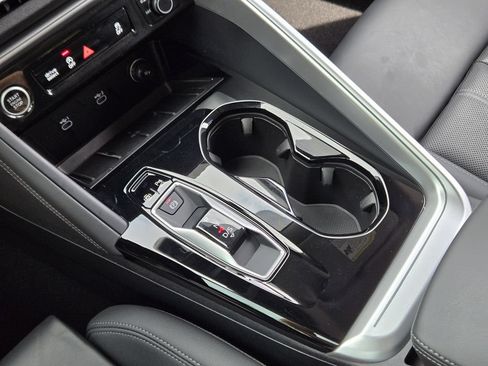 Certified 2025 Audi Q5 Premium Plus w/ Premium Plus AWD/4WD image 25