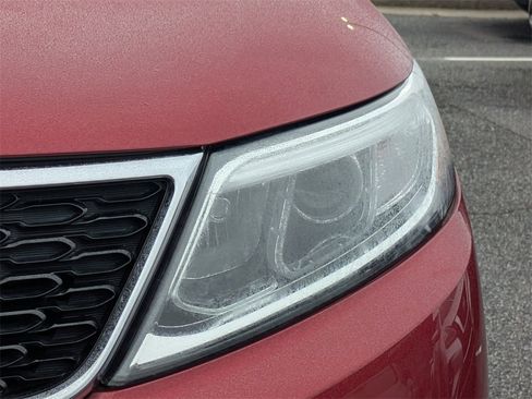 Used 2014 Kia Sorento LX w/ Touring Package (LX) image 9