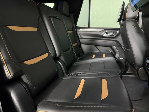 Used 2023 GMC Yukon AT4 w/ AT4 Premium Package AWD/4WD image 34