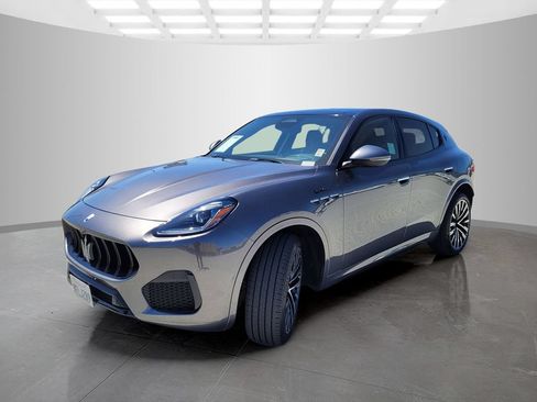 Used 2023 Maserati Grecale Modena AWD/4WD image 8