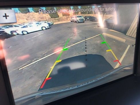 Used 2018 Ford Escape SE w/ SE Sync 3 Package image 27