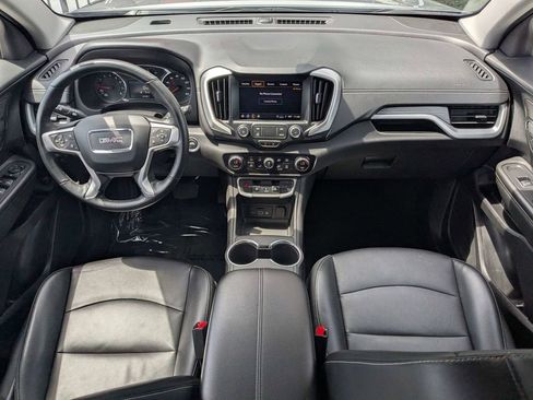 Used 2024 GMC Terrain SLT AWD/4WD image 15