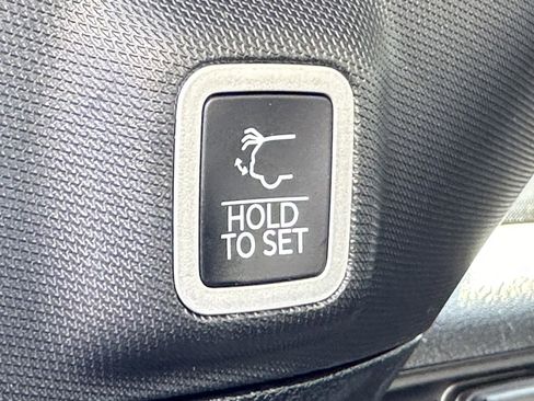 New 2024 Jeep Grand Cherokee Limited w/ Black Appearance Package image 14