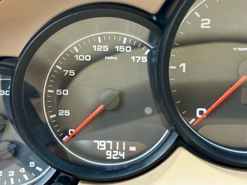 Used 2014 Porsche Cayenne Diesel image 12