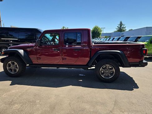 Used 2021 Jeep Gladiator Rubicon AWD/4WD image 4