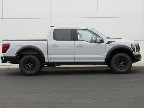 New 2026 Ford F150 Raptor AWD/4WD image 3
