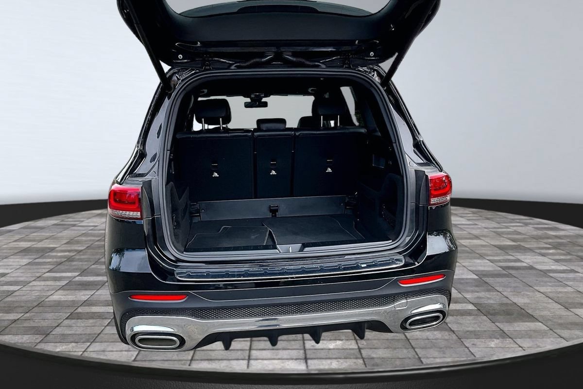 Used 2020 Mercedes-Benz GLB 250 4MATIC image 40