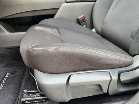 Used 2023 Nissan Rogue S FWD image 22