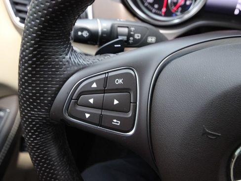 Used 2019 Mercedes-Benz GLE 400 4MATIC image 20
