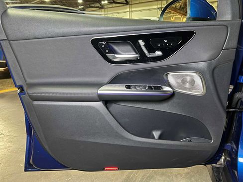 Certified 2025 Mercedes-Benz GLC 300 4MATIC image 21