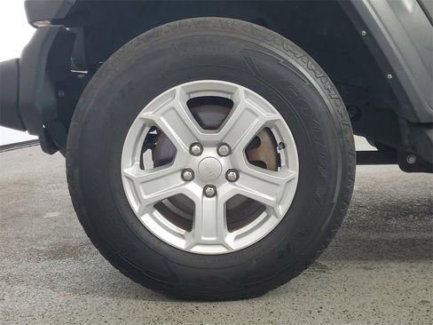 Used 2021 Jeep Wrangler Unlimited Sport S image 8