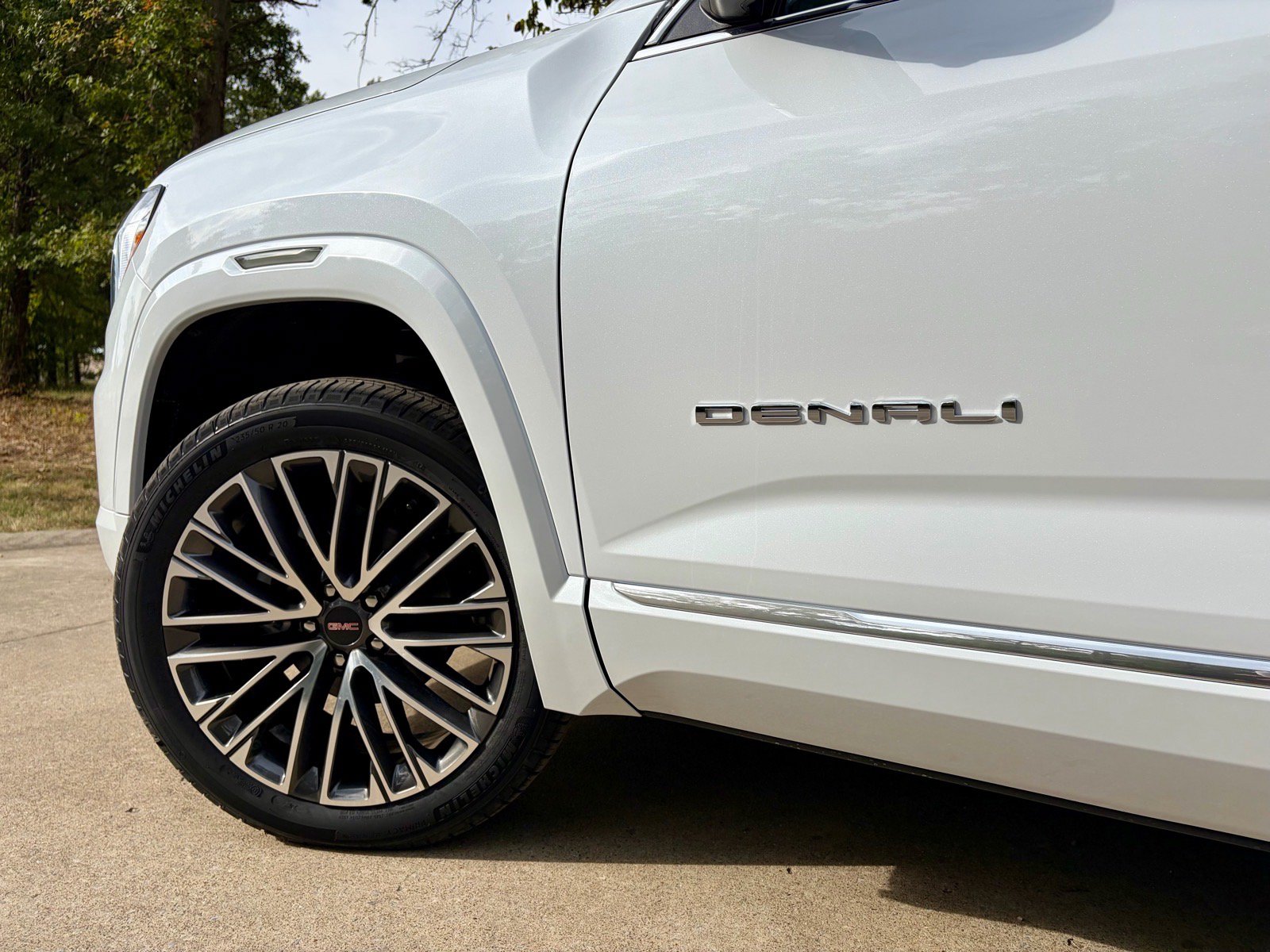 New 2027 GMC Terrain Denali w/ LPO, Floor Liner Package AWD/4WD image 11