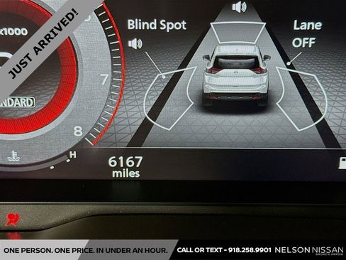 Certified 2025 Nissan Rogue Platinum w/ Tech Package image 12