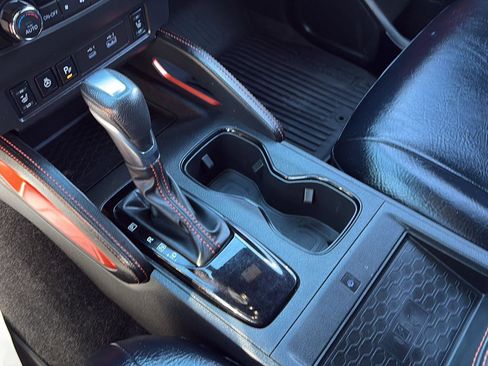 Used 2023 Nissan Frontier PRO-4X w/ Pro Convenience Package image 16