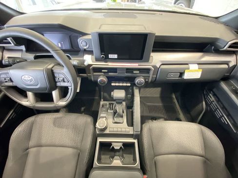 New 2026 Toyota 4Runner SR5 image 23