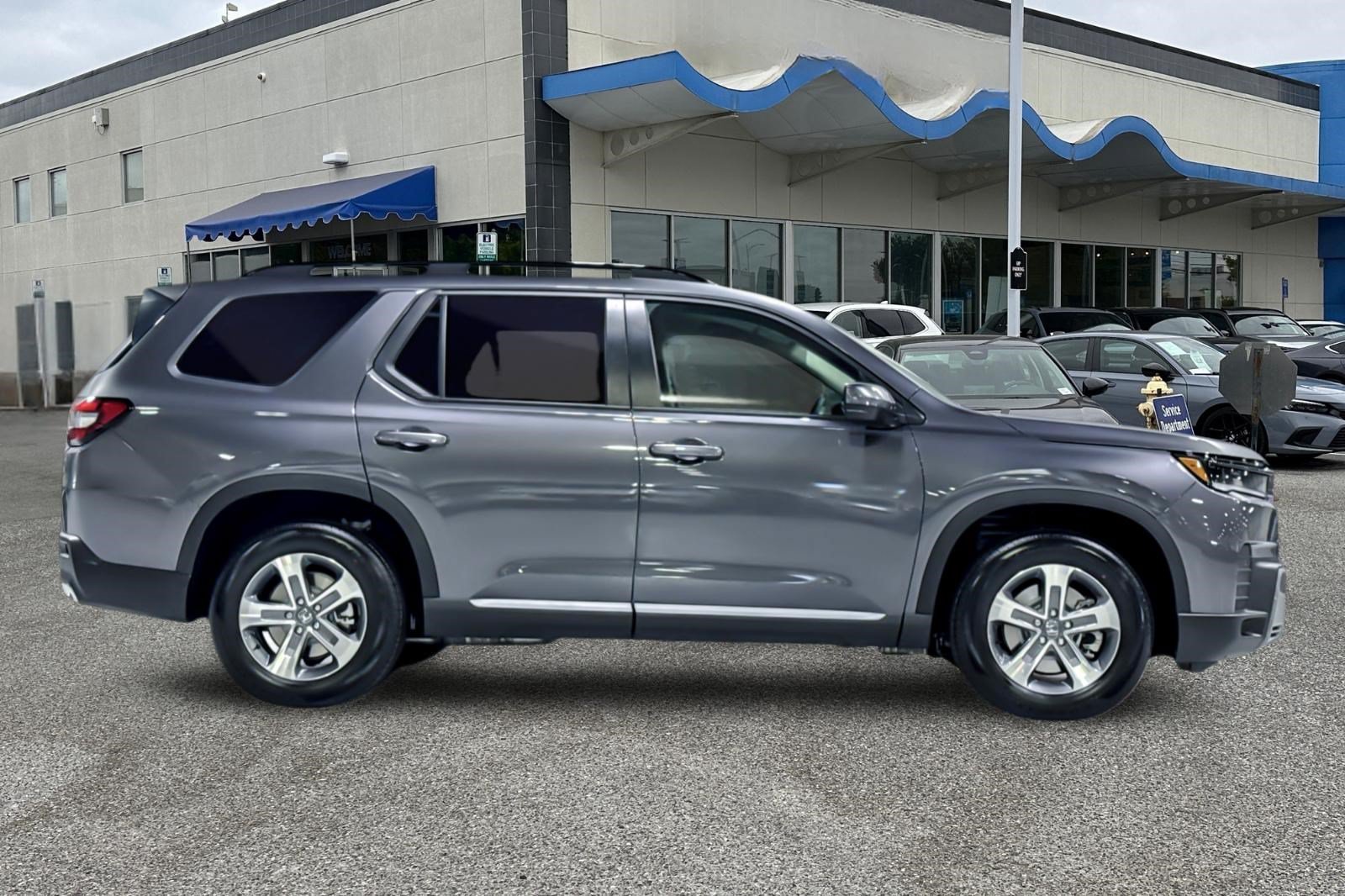 New 2026 Honda Pilot EX-L image 7