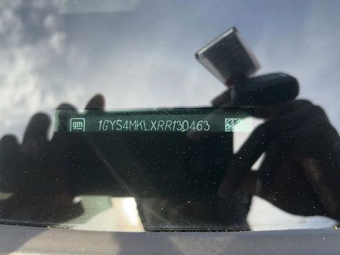 Used 2024 Cadillac Escalade ESV Premium Luxury Platinum image 16