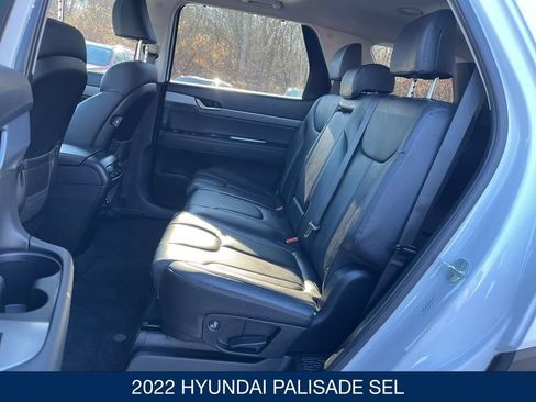 Used 2022 Hyundai Palisade SEL w/ 8P Bench Seat Package AWD/4WD image 15