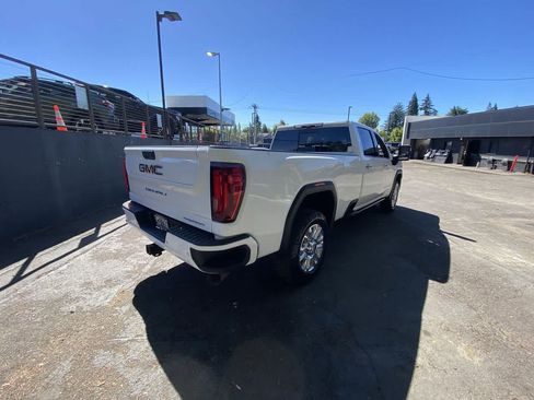 Used 2022 GMC Sierra 3500 Denali w/ Denali Ultimate Package AWD/4WD image 6