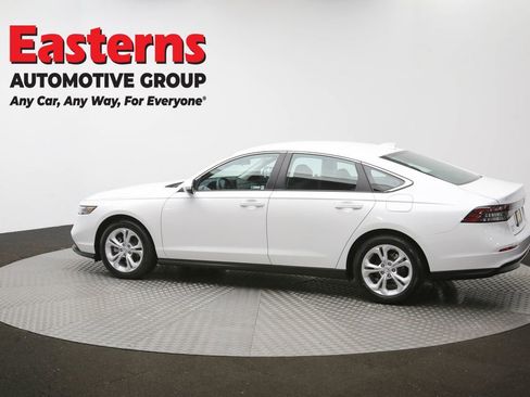 Used 2025 Honda Accord LX image 60