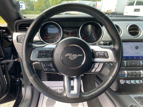 Used 2022 Ford Mustang Premium image 15