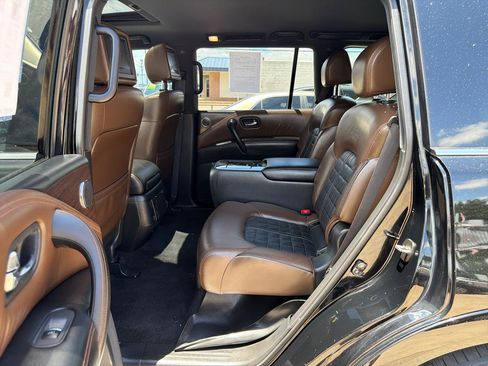 Used 2020 Nissan Armada Platinum w/ Platinum Reserve Package RWD image 34