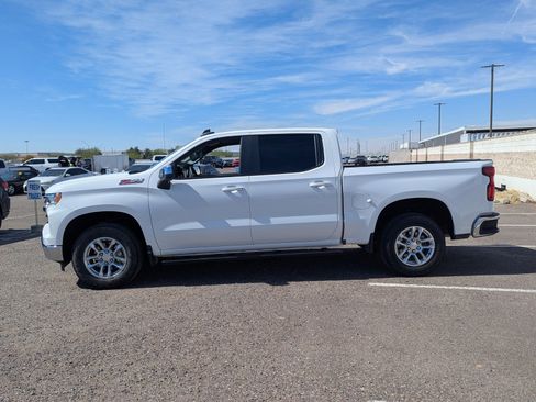 Used 2023 Chevrolet Silverado 1500 LT image 2