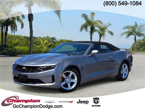 Used 2020 Chevrolet Camaro LT RWD image 1