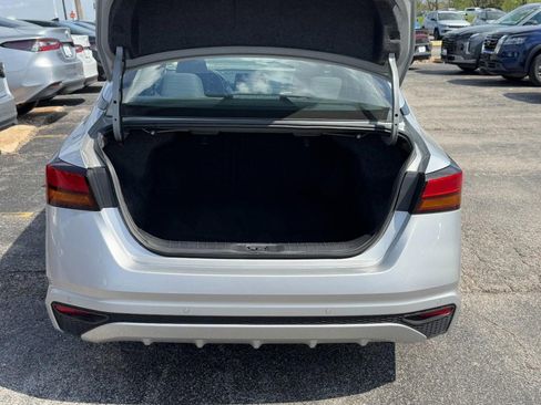 Used 2023 Nissan Altima 2.5 SV image 5