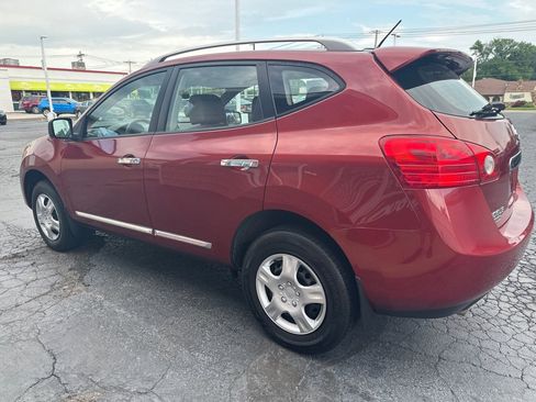 Used 2015 Nissan Rogue S w/ Convenience Package FWD image 3
