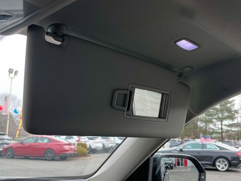 Used 2022 Volkswagen Atlas SE image 12