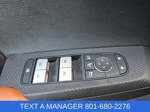 Used 2023 Mitsubishi Outlander SEL AWD/4WD image 30