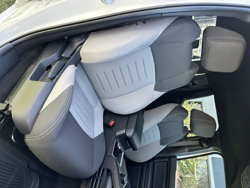 Used 2024 Toyota Tacoma TRD Off-Road image 23