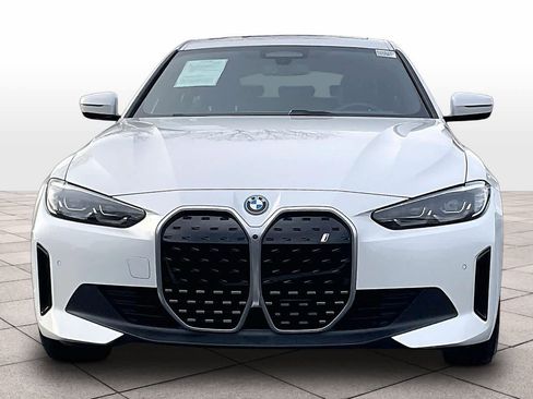 Certified 2023 BMW i4 eDrive35 image 3