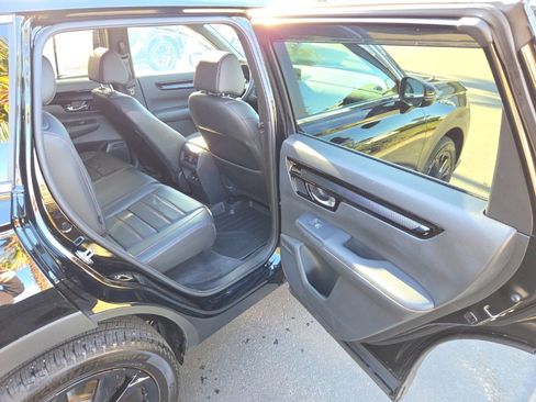 Used 2024 Honda CR-V Sport Touring image 17