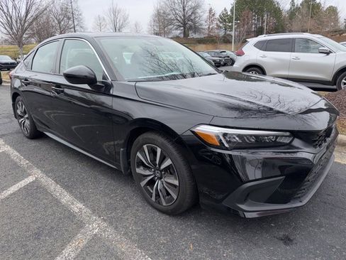 Used 2023 Honda Civic EX-L image 2