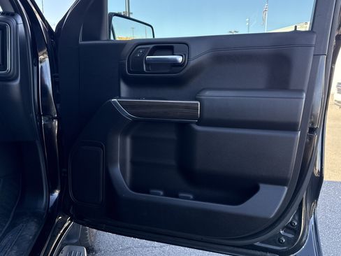 Used 2019 Chevrolet Silverado 1500 LT Trail Boss image 40