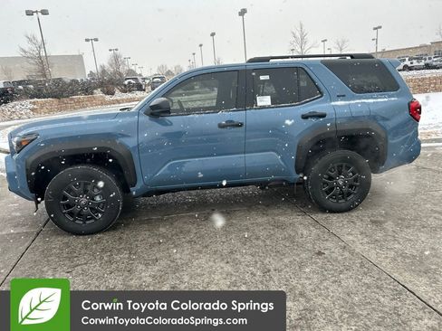 New 2026 Toyota 4Runner SR5 image 2