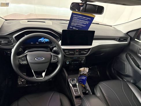 Certified 2026 Ford Escape Platinum w/ Premium Technology Package AWD/4WD image 27