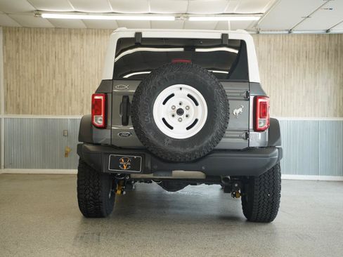 Used 2025 Ford Bronco Heritage Edition AWD/4WD image 8