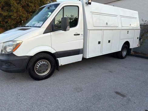 Used 2018 Mercedes-Benz Sprinter 3500 w/ Swivel Seat Package image 8