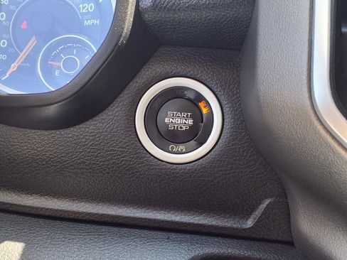 Used 2020 RAM 1500 Lone Star RWD image 13