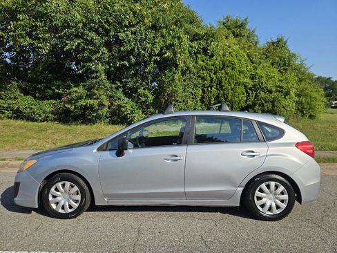 Used 2012 Subaru Impreza 2.0i AWD/4WD image 1