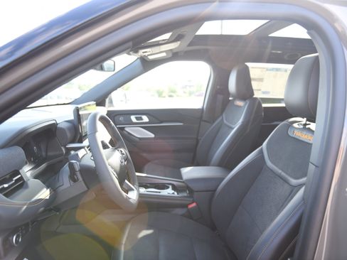 New 2027 Ford Explorer Tremor w/ Sun And Sound Package AWD/4WD image 19