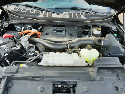 Used 2023 Ford F150 Lariat image 39