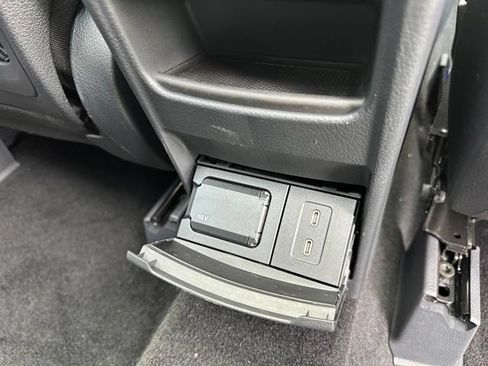 New 2026 Mercedes-Benz GLB 250 4MATIC image 25