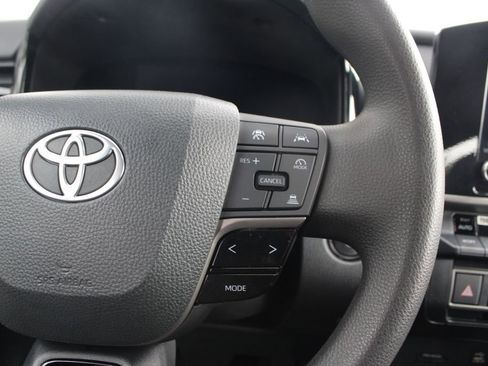 Used 2025 Toyota Camry LE FWD image 19